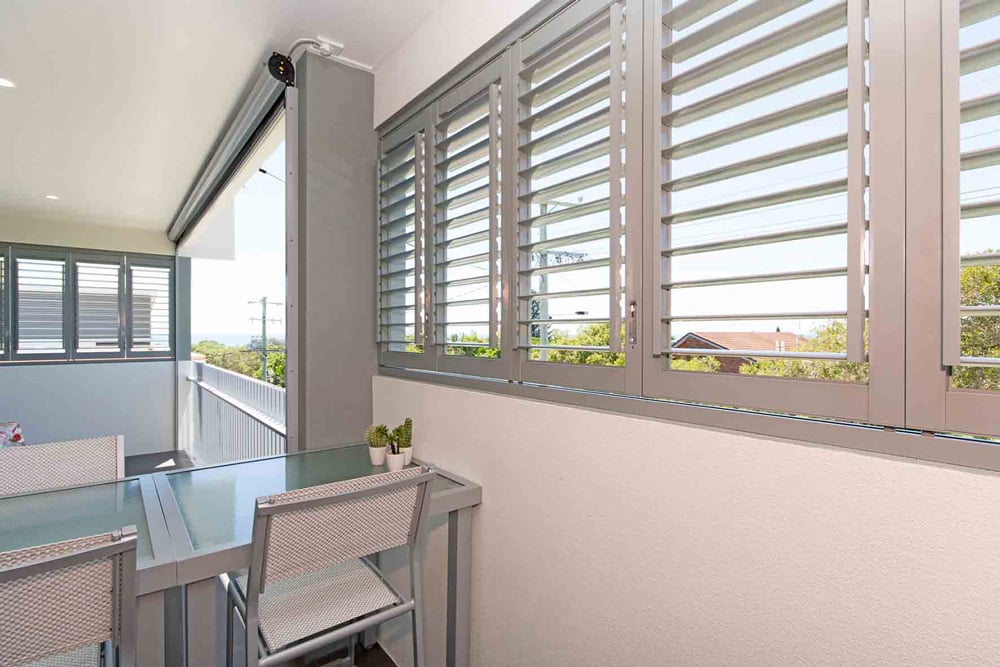 You are currently viewing Weather-proofing Your Home: Aluminium Louvres On The Sunshine Coast